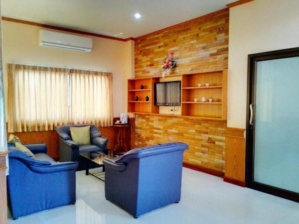 Ck Hills Hotel Mae Sot Exterior foto