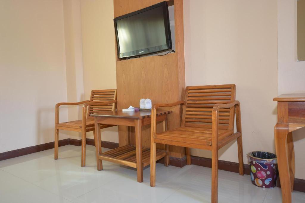 Ck Hills Hotel Mae Sot Exterior foto